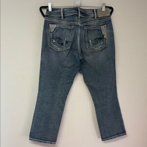 Silver Jeans Light Blue cropped 22.5 length Denim size 31